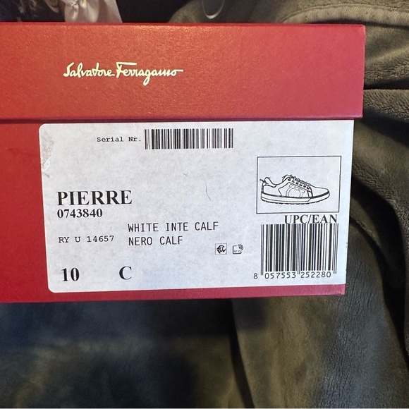 NWT Authentic Salvatore Ferragamo Pierre Sneakers Size 10 Women’s - Picture 2 of 7